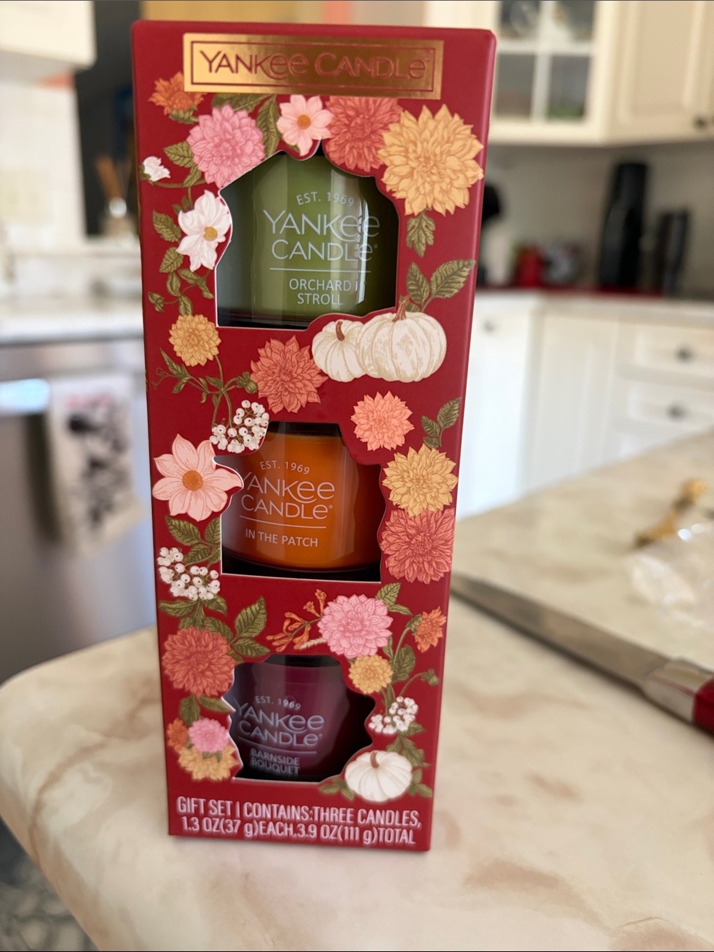 Mini Yankee Candle 3 pack fall day at the farm candle gift set